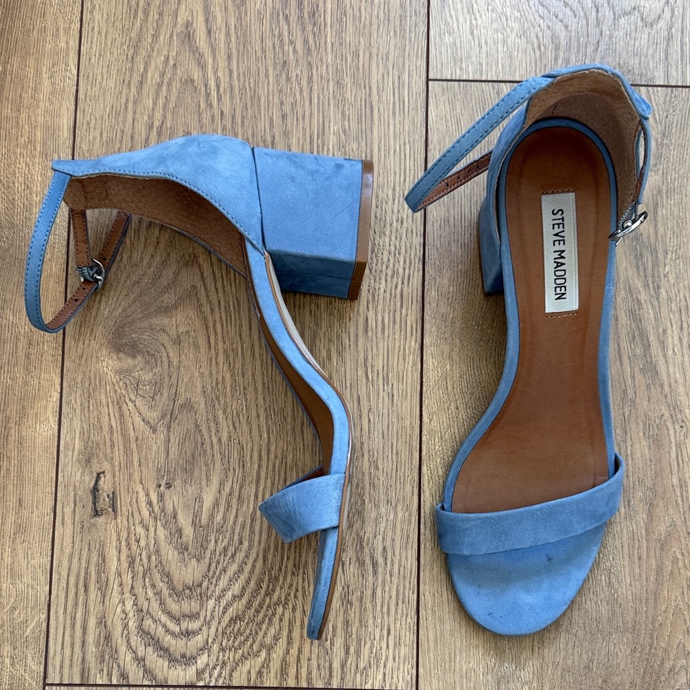 Steve Madden Sky Blue Heeled Sandals - Picture 3 of 7